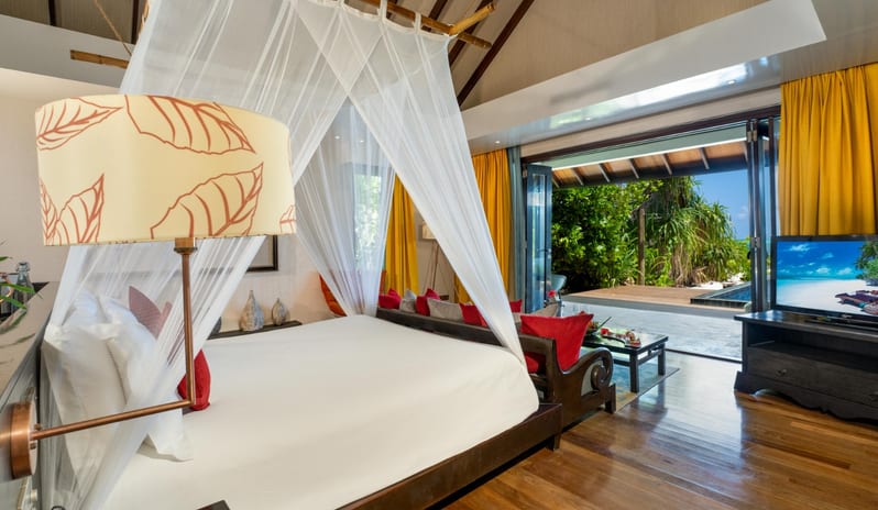 Atmosphere Kanifushi - Kanifushi Beach Villa with Pool Bedroom